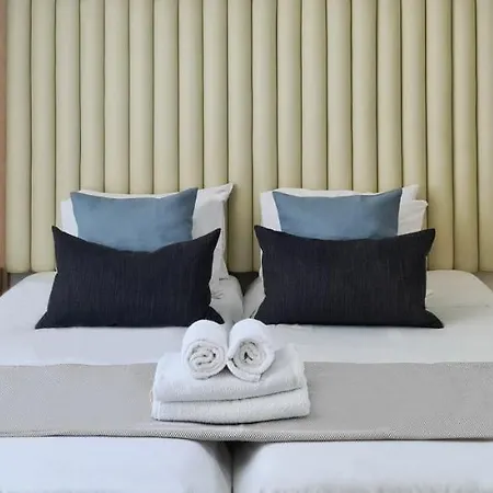 Phaedrus Living: Seafront Luxury Flat Pallini Court 113 * Protaras
